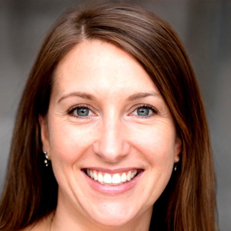 Juniper Skalnik, financial education specialist and workshop facilitator at evarionthex